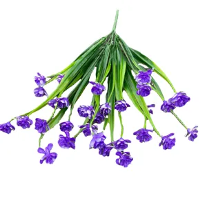 Kunstmatig plastic bloemenboeket met 7 vorken paarse bloemen voor huis decoratie.
