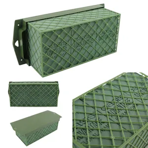 Cestino in plastica con spugna floreale verde per composizioni di fiori e decorazione murale.