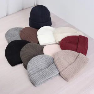 Bonnet en Maille Unisexe Hiver Chaud Coupe-vent Couleur Unie Tricot Côtes pour Extérieur Décontracté Quotidien Hommes Femmes