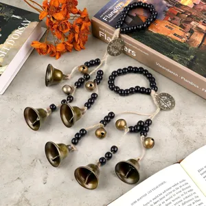Heksenbellen Voor Deurbescherming Hangende Windgorzen Retro Metalen Bellen Hennep Touw Zwarte Houten Kralen Pentagram Wicca Huis Decoratie Wandornament