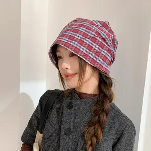 Gorro Beanie Plaid Vintage para Mujer Artístico Arrugado Gorra de Calavera a Cuadros Estilo Coreano Suave Cálido Turbante Gorro Moda