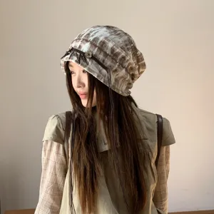 Ethische Batik Slouch Beanie Mütze, Vintage Retro Fransen Stil für Damen Herbst Winter warm.