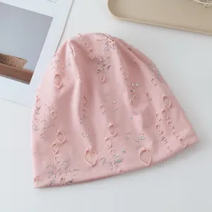 Rosa distressed Strick Slouchy Beanie Mütze für Damen, atmungsaktiver dünner Frühlings-Retro-Stil.