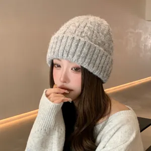 Gorro de punto de cable de invierno cálido mujer casual color sólido gorro de lana suave