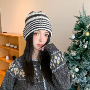 Japanische farbblockierte gestreifte Mütze für Damen, Herbst Winter warme Slouchy Beanie.