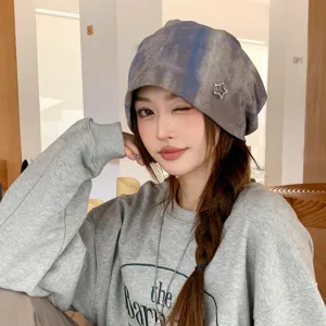 Retro tie-dye star slouchy beanie hat for women, autumn winter fashion casual warm knit cap.