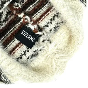 Gorro de punto de felpa jacquard acogedor para mujer, sombrero de invierno cálido y suave.