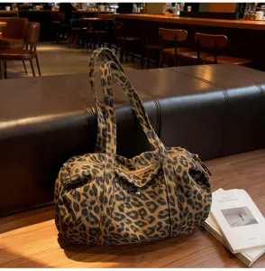 Retro leopard print canvas shoulder bag, casual everyday crossbody underarm bag for women.