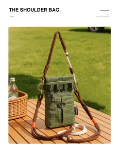 Sac bandoulière à carreaux tendance, sac de sport extérieur léger pour femmes et filles.