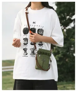 Sac bandoulière à carreaux tendance pour femme, petit sac de sport extérieur léger.