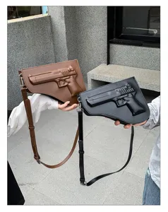 Bolso cruzado de cuero PU para hombre con forma de pistola estilo moto genial moda