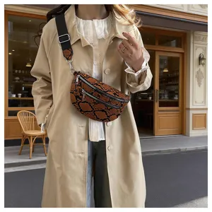 Snake Print Crossbody Fanny Pack Casual Shoulder Dumpling Bag Fashion Streetwear