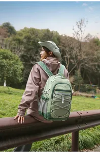 Sac à dos vert décontracté voyage ordinateur portable école pour étudiants et plein air.