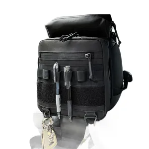 Organizador de asiento de coche, bolsa colgante táctica multifuncional en material negro resistente.
