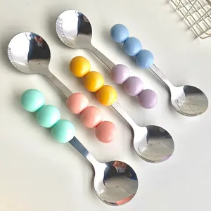 Macaron color three-beaded stainless steel spoon cute dessert fruit spoon detail close up