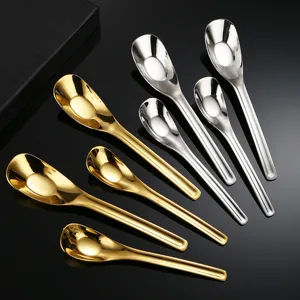 Ensemble de cuillères à soupe en acier inoxydable 316 finition dorée et argentée polie.
