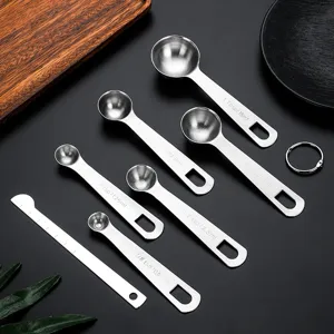 Ensemble de cuillères à mesurer en acier inoxydable pour cuisine, pâtisserie et café.