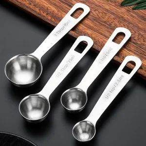Set de cuillères à mesurer en acier inoxydable pour cuisine, échelles claires.