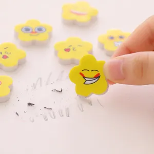 Joli ensemble de gommes en forme de fleur emoji, papeterie créative pour enfants et élèves.
