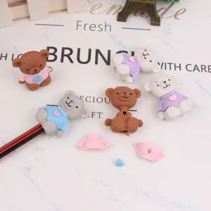 Süßer Cartoon Bär Radiergummi DIY Set, kreative Schüler Schreibwaren Geschenk Detailansicht.