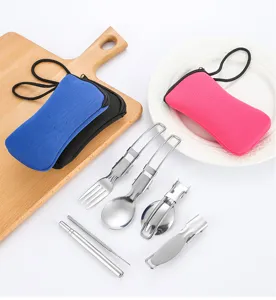 Set de couverts pliables en acier inoxydable avec étui pour camping et voyages en plein air.