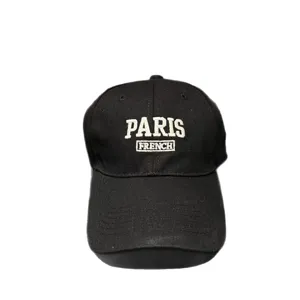 Unisex Μαύρο Καπέλο Μπέιζμπολ με Λευκό Paris French Κέντημα Μαλακό Καπέλο Ήλιος