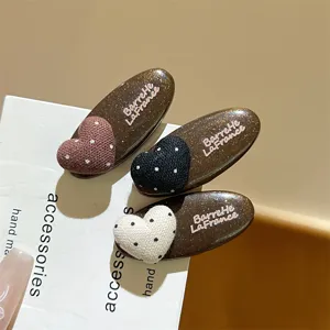Fermaglio per Capelli Retro Coreano a Pois Cuore in Resina e Tessuto Caffè Nero Beige Becco d'Anatra per Donna Accessori Capelli