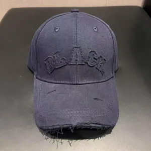 American street retro baseball cap with embroidered letter and distressed brim design for men women