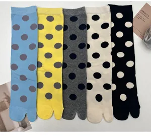 Women polka dot split toe mid calf socks cute casual retro two toe hosiery winter warm