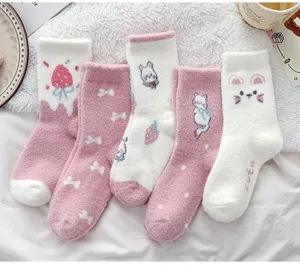 Calzini invernali peluche morbidi e caldi, set di calze spesse con simpatico motivo fragola e gatto.