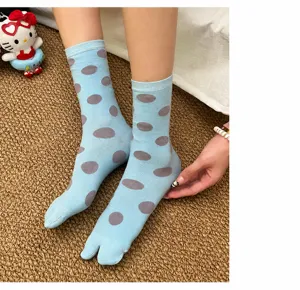 Sweet polka dot split toe mid calf socks for women, cute retro two toe tabi sock design.