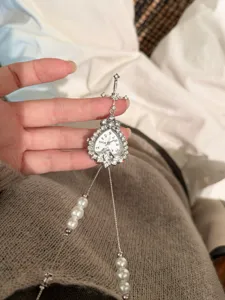 Heart pocket watch cross pearl pendant necklace for women, niche luxury sweater chain detail.