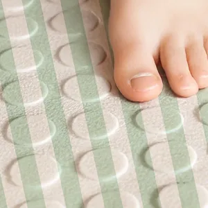 Non-slip bathroom shower mat with suction cups, safe anti-fall waterproof mat for home daily use.