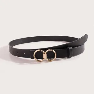Zwarte PU lederen damesriem met stijlvolle gouden dubbele ring gesp voor dagelijks gebruik.