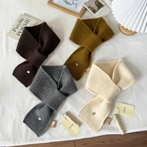 Damen Winter kurzes gestricktes Kreuz Schal einfarbig warmer Woll Halswärmer Design