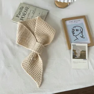 Koreatiko styl monochromo plehto kasneva gynaikeio shawl, fthinoporo chemonas zesti kryo.