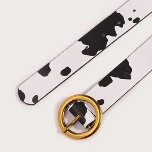 Cintura da donna in pelle con stampa mucca e fibbia rotonda in metallo per jeans casual.