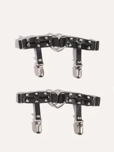 Gothic punk heart metal ring rivet garter belts sexy leg rings thigh harnesses detail.