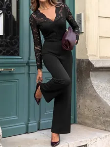 Combinaison longue noire élégante en dentelle manches longues avec col V pour l'automne.