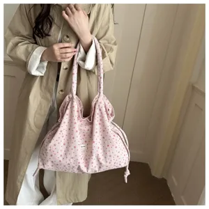 Bolso tote de lona con patrón de estrellas rosas para mujer, bolso de hombro casual grande.