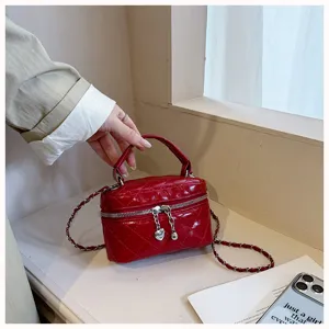 Stylish red quilted mini chain shoulder bag for women, chic crossbody bag for daily use.