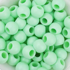 Perline in acrilico verde chiaro per bricolage fai da te, gioielli fatti a mano e accessori.