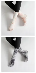 Batik Fünf-Zehen Yoga Socken mit Noppen für Damen, atmungsaktive Fitness SportSocken.