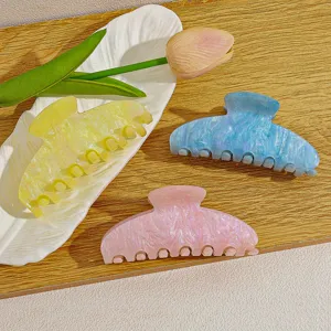 Sweet aesthetic marble glitter hair claw clips set, stylish hair accessories for women and girls.