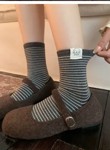 Cute striped mid-calf socks for women, soft cotton casual daily wear, sweet daily cute style.