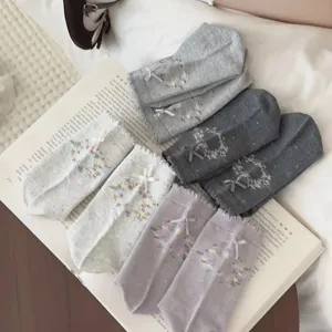 Chaussettes mi-hautes mignonnes nœud floral pour femmes coton slouch chaussettes automne quotidien