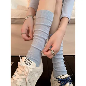 Summer thin cotton mesh breathable ballet style stack socks paired with sneakers main view