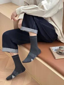 Herren Einfarbig Freizeitsocken Mittellang Baumwolle in Dunkelgrau mit atmungsaktiver Sohle
