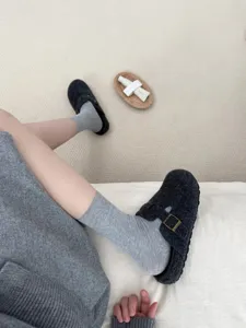Korean style ribbed crew socks for women, autumn solid color cotton cozy mid-calf socks.