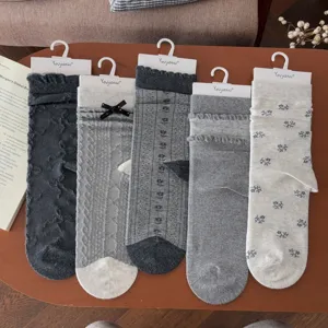 Women socks autumn winter grey sweet floral retro crew cotton socks 5 pairs set new